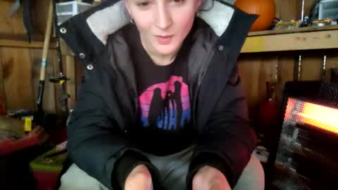 Snapshot of punkiedulc chatting on 12-17-25, 04:57 punkiedulc online show from 12-17-25, 04:57