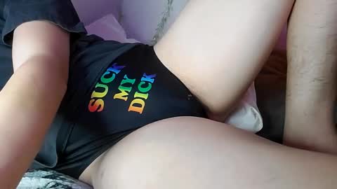 Snapshot of pupgender chatting on 12-11-24, 06:14 Rhys online show from 12-11-24, 06:14