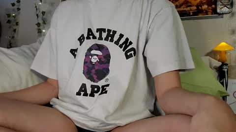 Snapshot of pupgender chatting on 01-02-25, 11:16 Rhys online show from 01-02-25, 11:16