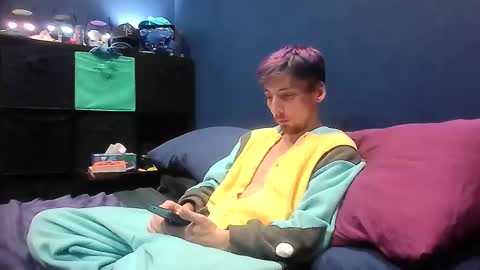 Alpha Pup Sparky online show from 12-05-25, 07:28