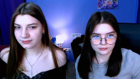 Snapshot of pure_radiance chatting on 12-27-24, 01:39 Ask me3 online show from 12-27-24, 01:39