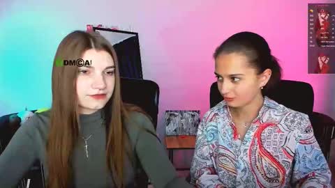 Snapshot of pure_radiance chatting on 10-16-25, 12:50 Ask me3 online show from 10-16-25, 12:50