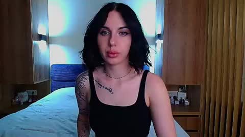 Snapshot of pure_temptation_j chatting on 07-08-26, 04:00 Julia online show from 07-08-26, 04:00