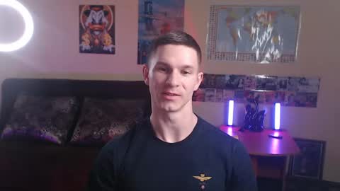 Snapshot of puremenshape chatting on 04-17-26, 03:26 puremenshape online show from 04-17-26, 03:26