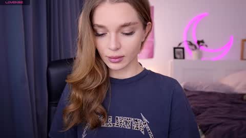 Snapshot of purple_baby chatting on 02-04-25, 04:39 Sasha wait you here 6 of November. will celebrate my B- day online show from 02-04-25, 04:39