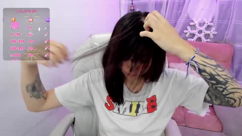 Snapshot of purple_slut_ chatting on 12-28-24, 11:26 Anna online show from 12-28-24, 11:26