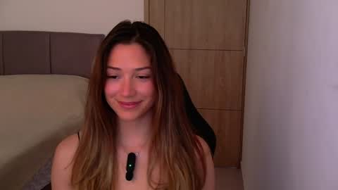 Snapshot of purpleluzzy chatting on 07-16-26, 03:29 Lizzy online show from 07-16-26, 03:29