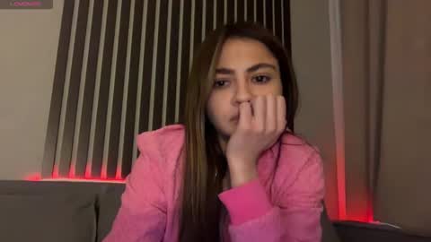 Zendaya online show from 03-06-26, 03:52