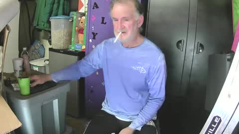 Mark online show from 12-11-24, 04:09