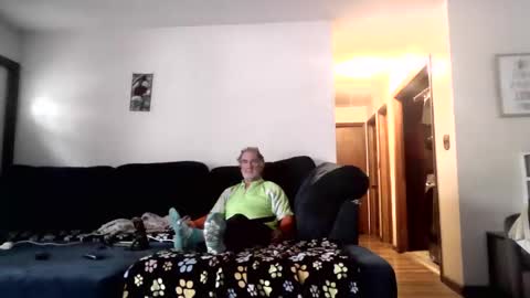 Mark online show from 10-28-25, 04:53