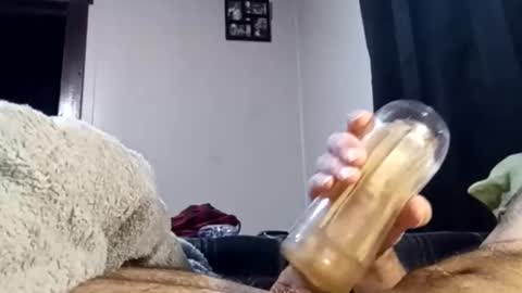 Snapshot of pussyluver420kik909587 chatting on 10-18-25, 02:40 Pussyluver420 online show from 10-18-25, 02:40