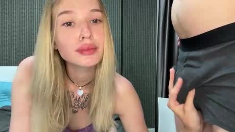 Lina online show from 12-21-25, 03:30