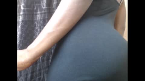 Snapshot of pussyxcockx chatting on 02-28-25, 01:03 pussyxcockx online show from 02-28-25, 01:03