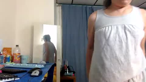 Snapshot of putiputi4u chatting on 07-04-26, 04:40 putiputi4u online show from 07-04-26, 04:40