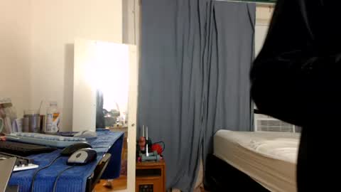 Snapshot of putiputi4u chatting on 07-19-26, 07:23 putiputi4u online show from 07-19-26, 07:23
