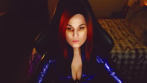 Snapshot of pvckitty chatting on 02-19-25, 12:44 Kitty online show from 02-19-25, 12:44