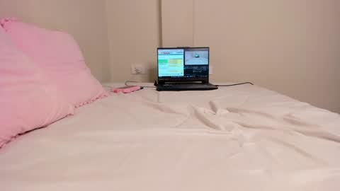 Sophy online show from 01-13-25, 11:06