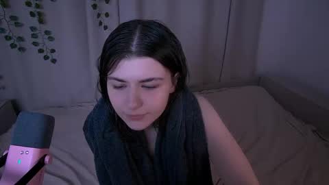 Snapshot of pyro_flerrr chatting on 05-31-26, 11:17 Ava online show from 05-31-26, 11:17