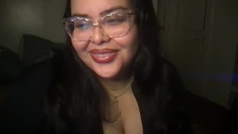 Prettypink Tinyhole online show from 01-10-25, 06:38