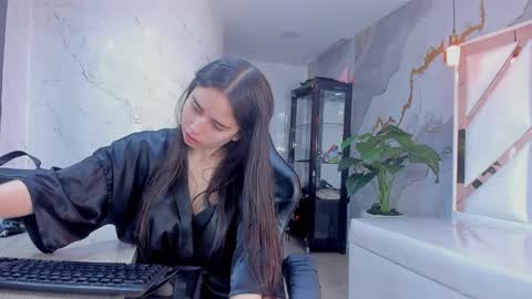 Qetsyah online show from 04-01-26, 01:41