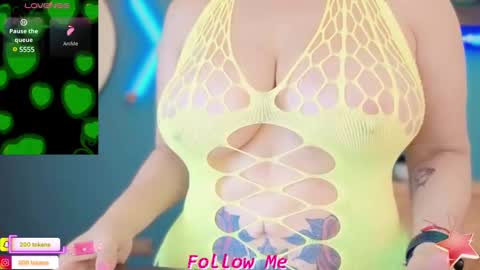 Queen And King online show from 02-17-25, 02:59