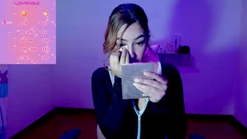 Snapshot of quee_tiana chatting on 05-20-26, 08:48 your princess online show from 05-20-26, 08:48