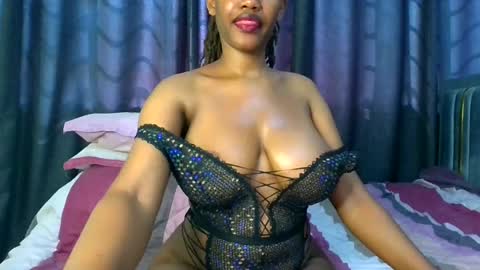 Snapshot of queen321850 chatting on 06-15-26, 08:16 queen321850 online show from 06-15-26, 08:16
