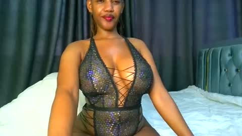 Snapshot of queen321850 chatting on 07-04-26, 08:20 queen321850 online show from 07-04-26, 08:20
