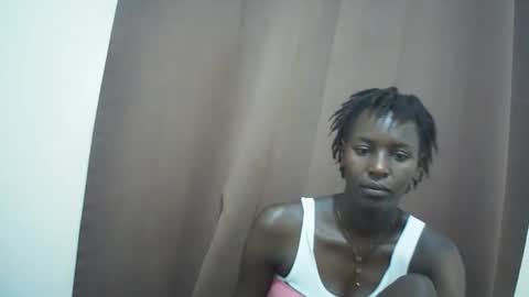 Snapshot of queen_0012 chatting on 05-17-26, 10:44 asher online show from 05-17-26, 10:44
