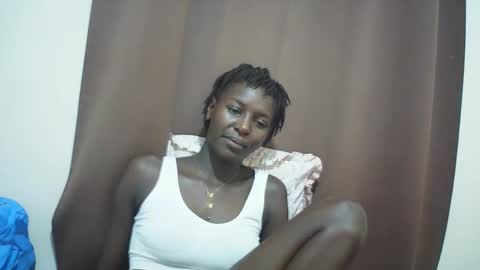 Snapshot of queen_0012 chatting on 05-17-26, 10:50 asher online show from 05-17-26, 10:50