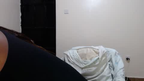 emmie online show from 04-15-26, 01:01