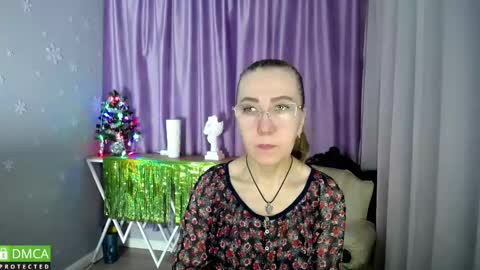 Snapshot of queen_a_n_i chatting on 01-13-25, 09:30 A N I Ill be here on December 1st online show from 01-13-25, 09:30