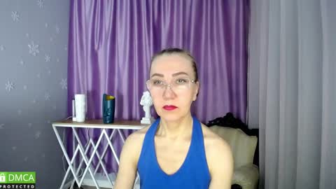 Snapshot of queen_a_n_i chatting on 02-11-25, 10:59 A N I Ill be here on December 1st online show from 02-11-25, 10:59