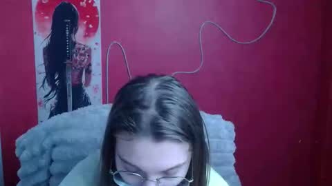 Snapshot of queen_amelie chatting on 02-24-26, 06:22 Amelie online show from 02-24-26, 06:22