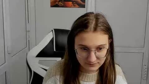 Amelie online show from 04-07-26, 07:53