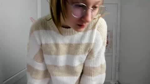 Amelie online show from 05-26-26, 08:54