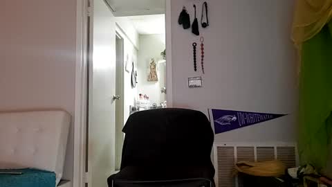 Snapshot of queen_anita chatting on 06-18-26, 11:20 QnAnitaDix online show from 06-18-26, 11:20