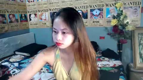 Snapshot of queen_ara21 chatting on 02-16-26, 06:48 queen_ara21 online show from 02-16-26, 06:48