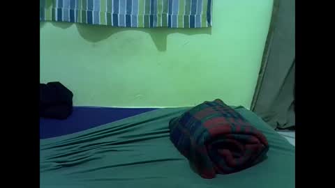 queen_diva01 online show from 04-25-26, 01:41