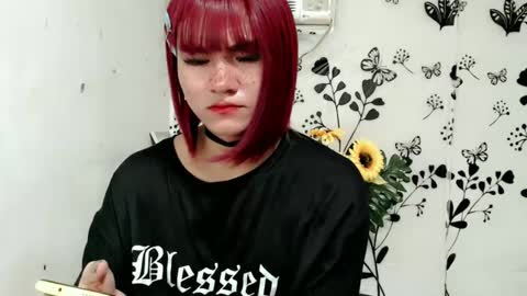 Snapshot of queen_elicktra chatting on 01-23-25, 06:14 JOY online show from 01-23-25, 06:14