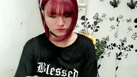 Snapshot of queen_elicktra chatting on 01-27-25, 09:34 JOY online show from 01-27-25, 09:34