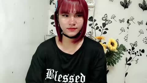 Snapshot of queen_elicktra chatting on 01-29-25, 07:43 JOY online show from 01-29-25, 07:43