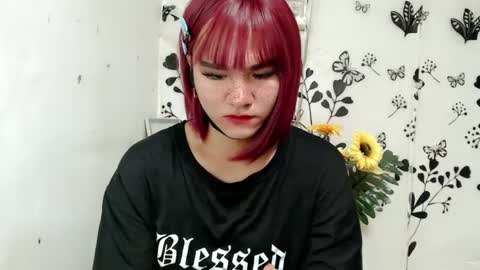 Snapshot of queen_elicktra chatting on 01-30-25, 08:42 JOY online show from 01-30-25, 08:42