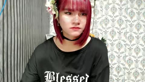 Snapshot of queen_elicktra chatting on 03-04-25, 01:38 JOY online show from 03-04-25, 01:38