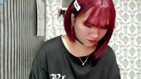 Snapshot of queen_elicktra chatting on 10-01-25, 03:51 JOY online show from 10-01-25, 03:51