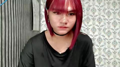 Snapshot of queen_elicktra chatting on 10-11-25, 11:36 JOY online show from 10-11-25, 11:36