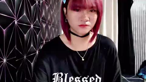 Snapshot of queen_elicktra chatting on 11-05-25, 04:07 JOY online show from 11-05-25, 04:07