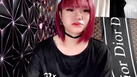 Snapshot of queen_elicktra chatting on 11-24-25, 12:21 JOY online show from 11-24-25, 12:21