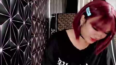 Snapshot of queen_elicktra chatting on 11-24-25, 12:27 JOY online show from 11-24-25, 12:27