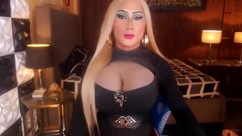 queen_horsecock online show from 05-03-26, 08:04